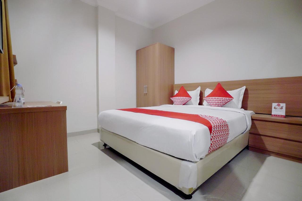 Oyo 415 The Kartini 8 Residence Jacarta Exterior foto