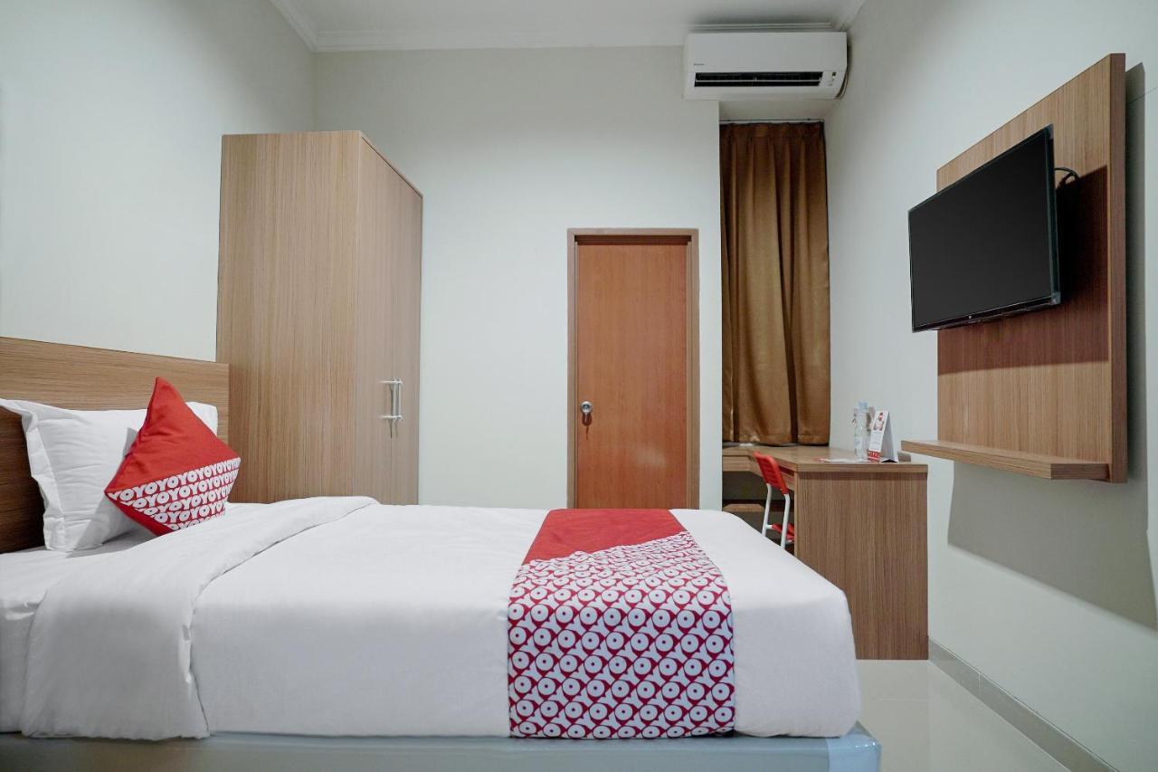 Oyo 415 The Kartini 8 Residence Jacarta Exterior foto