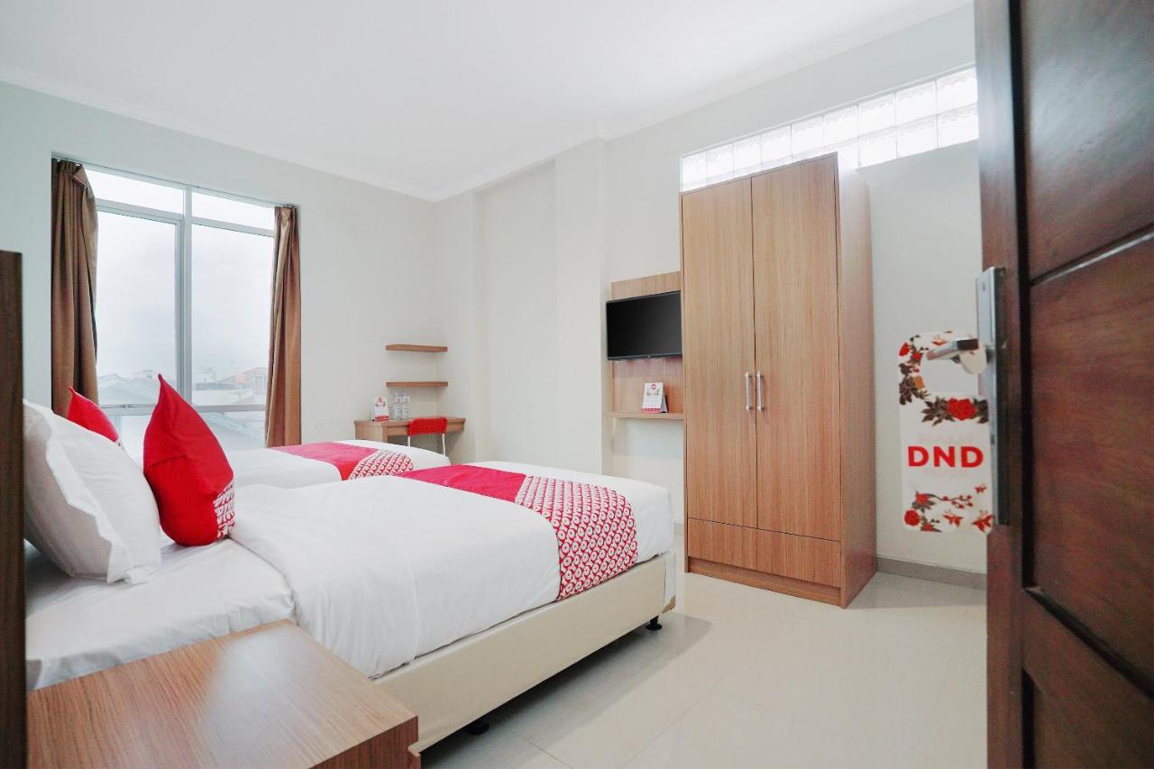 Oyo 415 The Kartini 8 Residence Jacarta Exterior foto