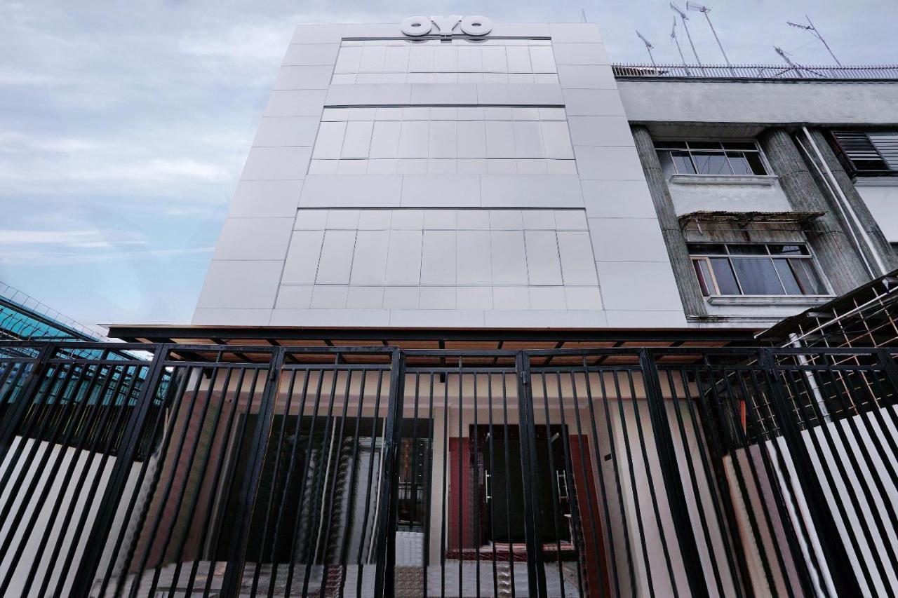 Oyo 415 The Kartini 8 Residence Jacarta Exterior foto