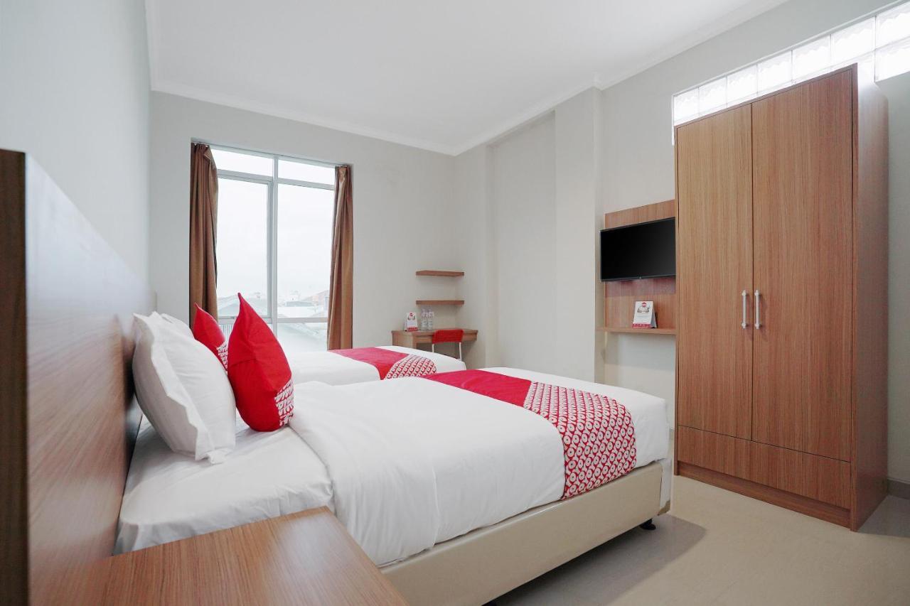 Oyo 415 The Kartini 8 Residence Jacarta Exterior foto