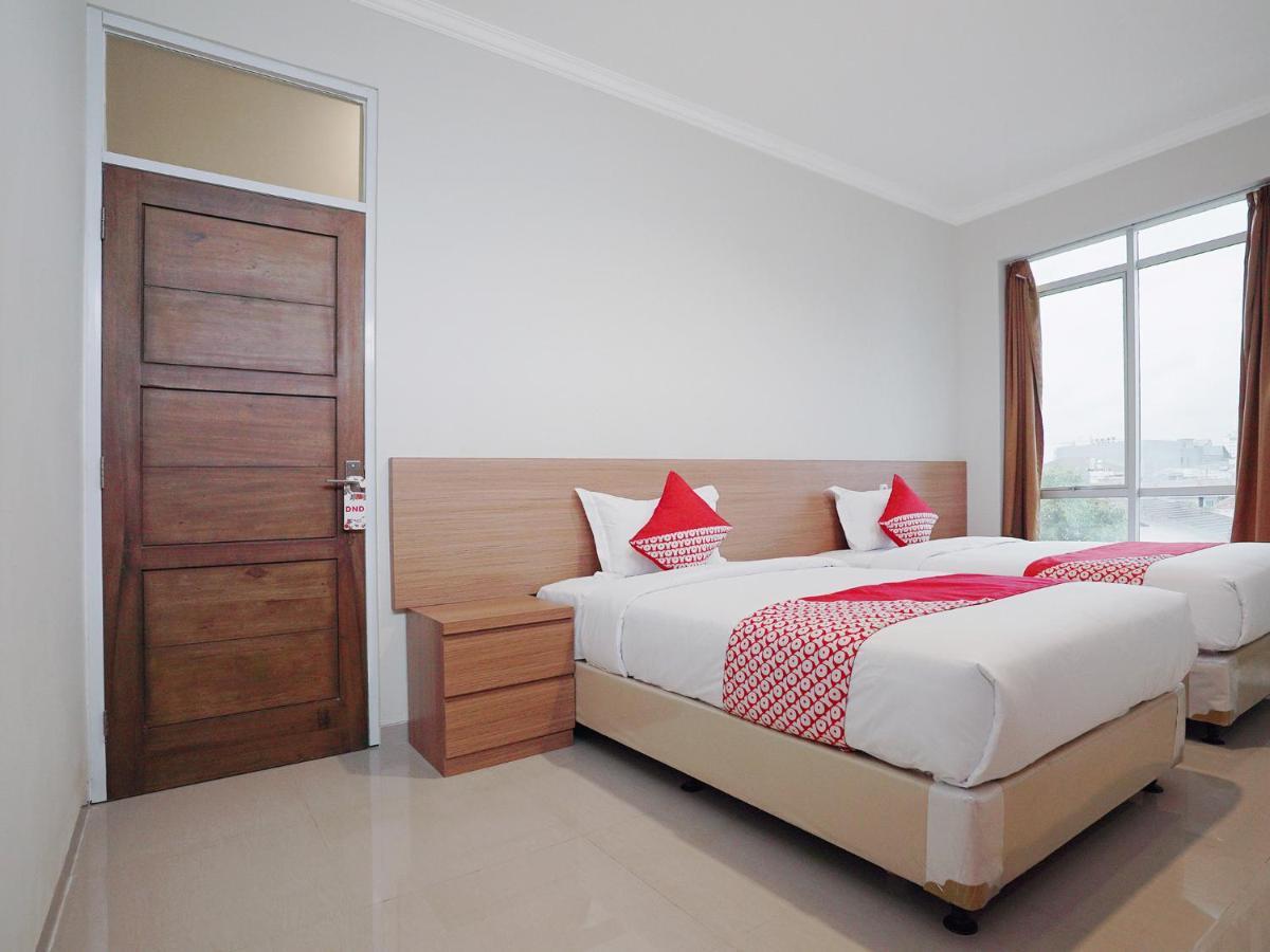 Oyo 415 The Kartini 8 Residence Jacarta Exterior foto