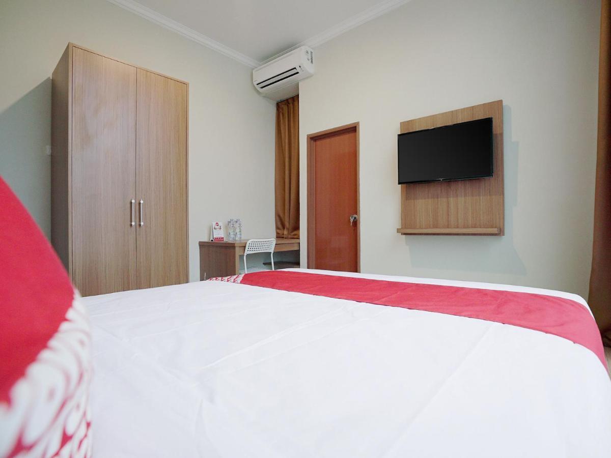 Oyo 415 The Kartini 8 Residence Jacarta Exterior foto