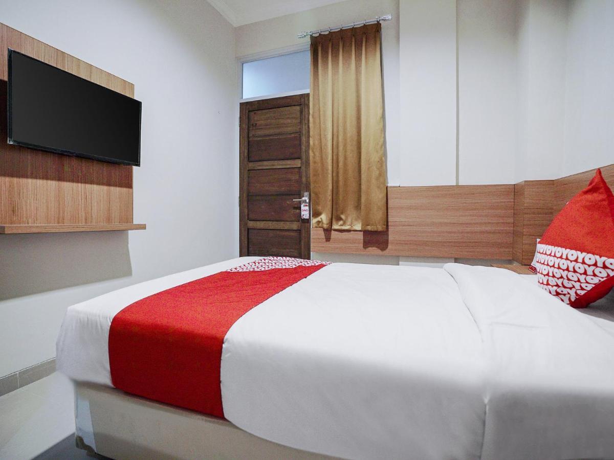 Oyo 415 The Kartini 8 Residence Jacarta Exterior foto