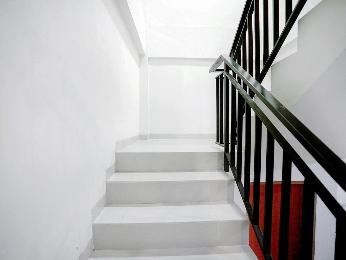 Oyo 415 The Kartini 8 Residence Jacarta Exterior foto