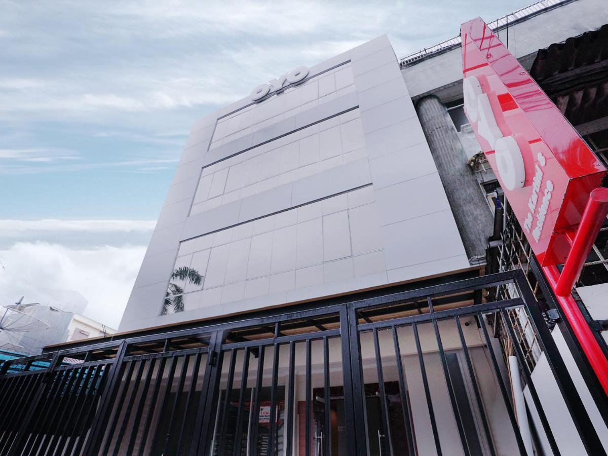 Oyo 415 The Kartini 8 Residence Jacarta Exterior foto
