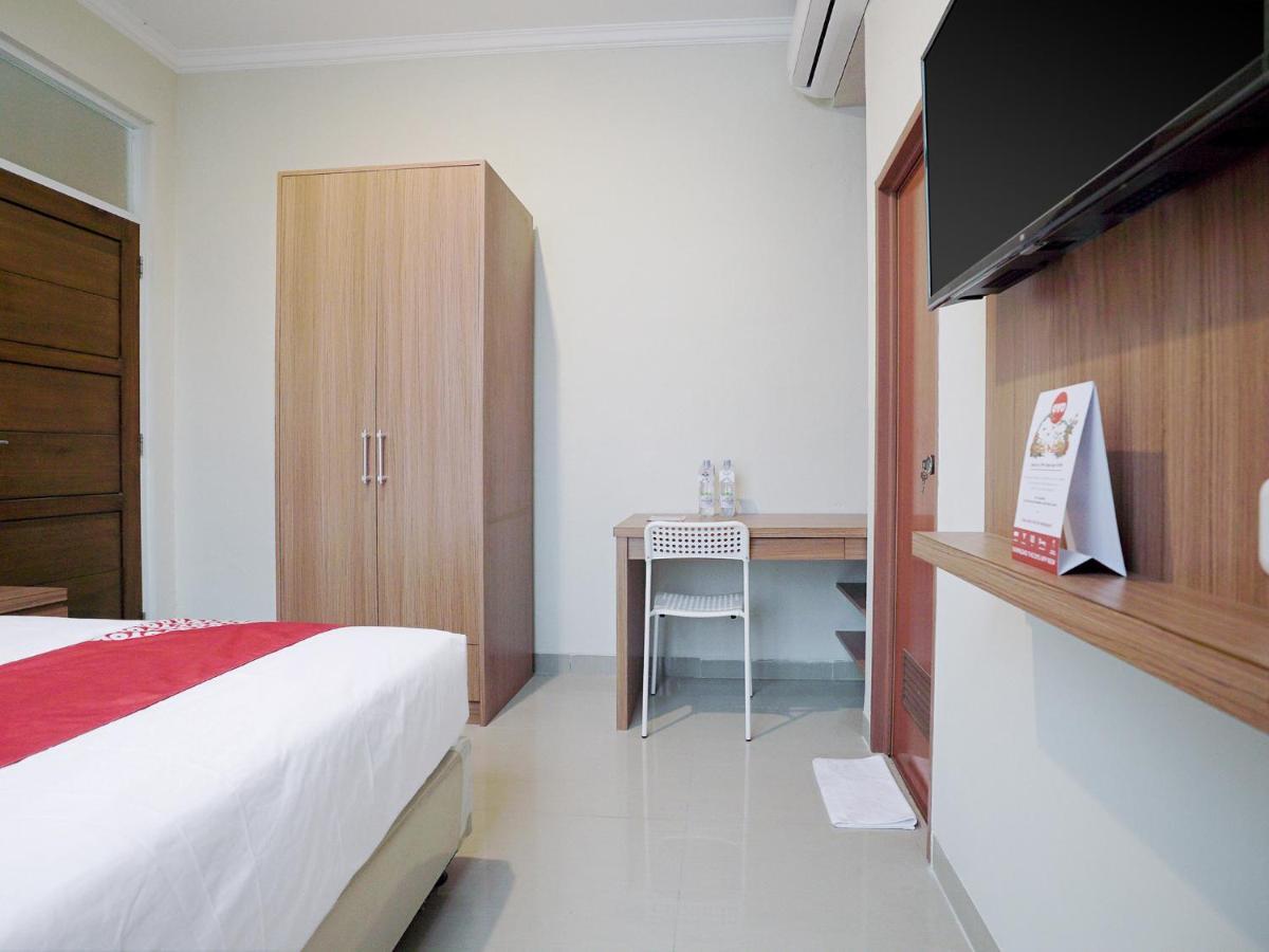 Oyo 415 The Kartini 8 Residence Jacarta Exterior foto