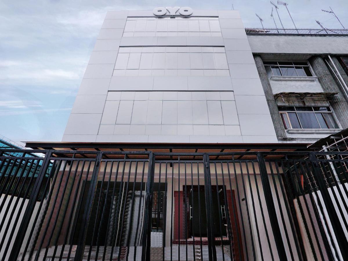 Oyo 415 The Kartini 8 Residence Jacarta Exterior foto